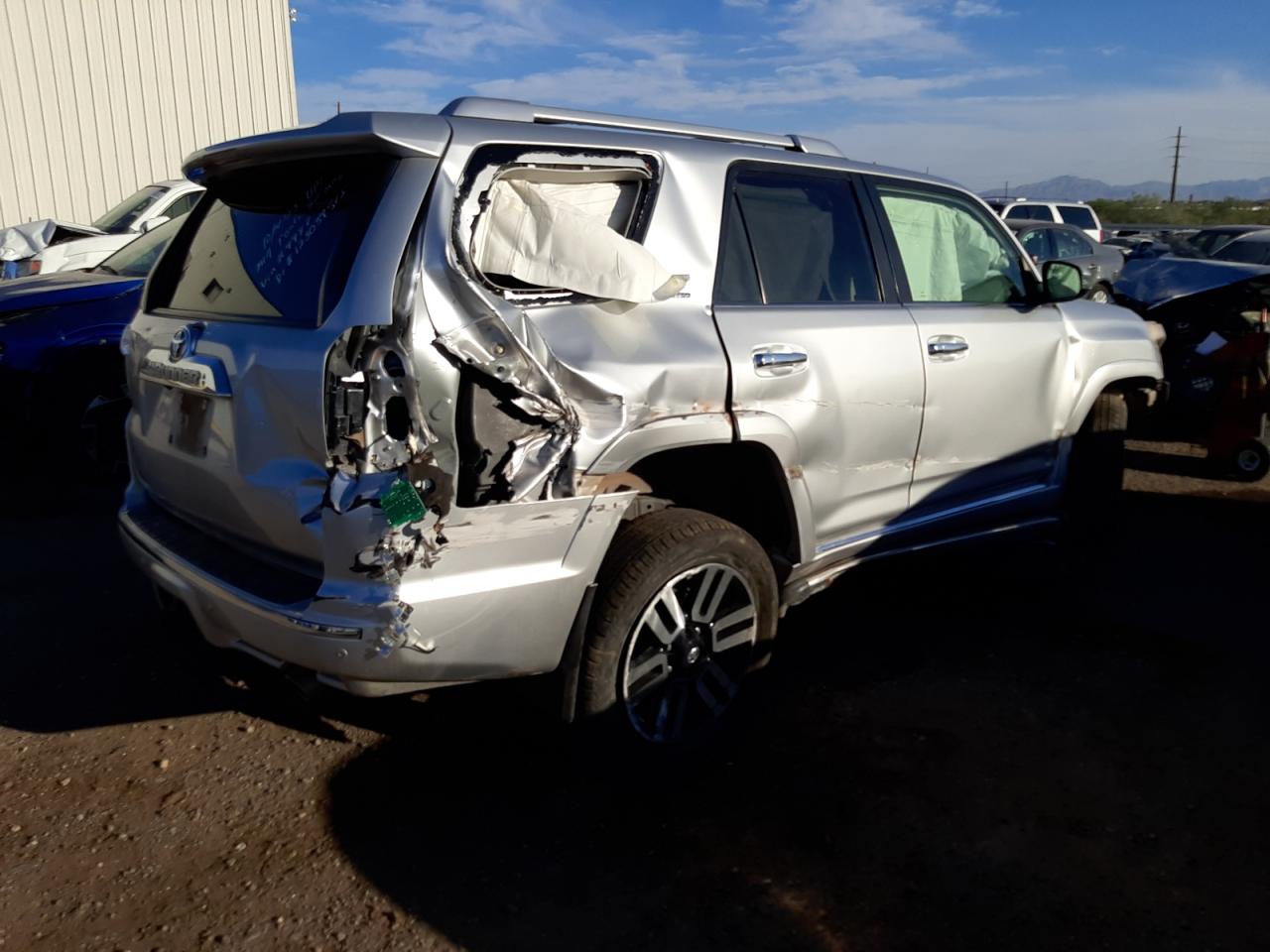 Изображение 3 2014 TOYOTA 4RUNNER SR5 2014 с VIN JTEBU5JRXE5169987