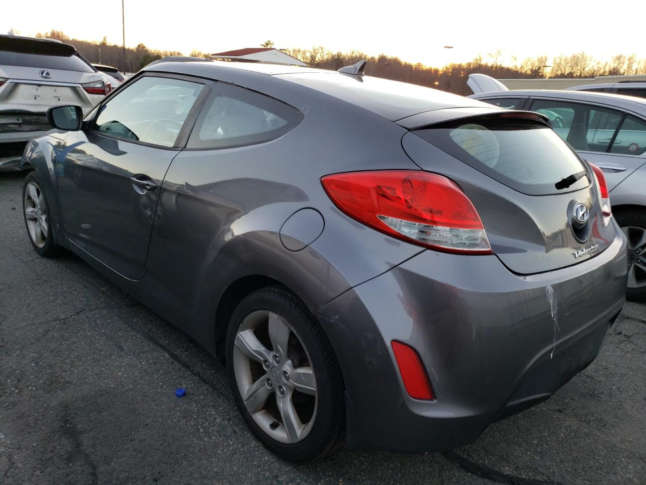 Obraz 2 z 2013 HYUNDAI VELOSTER  2013 z VIN KMHTC6AD1DU172301
