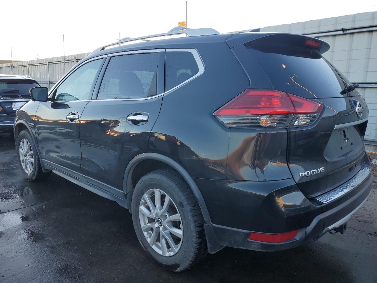 Изображение 2 2017 NISSAN ROGUE S 2017 с VIN KNMAT2MV9HP503445