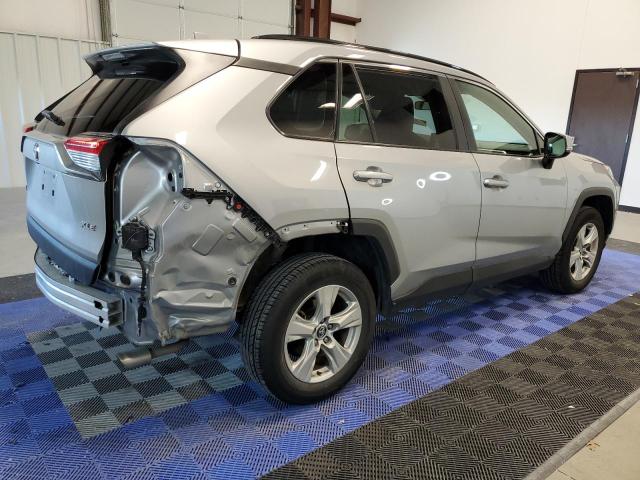 Image 3 of 2021 TOYOTA RAV4 XLE 2021 with VIN 2T3W1RFV2MW118647