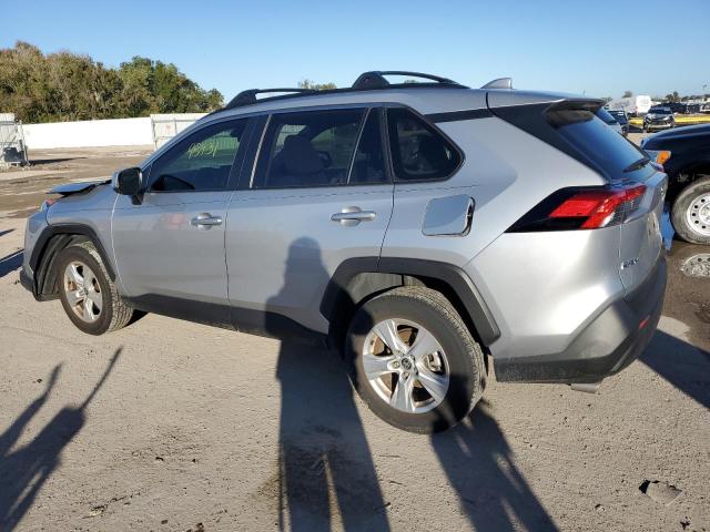 Image 2 of 2020 TOYOTA RAV4 XLE 2020 with VIN JTMW1RFV0LJ021914