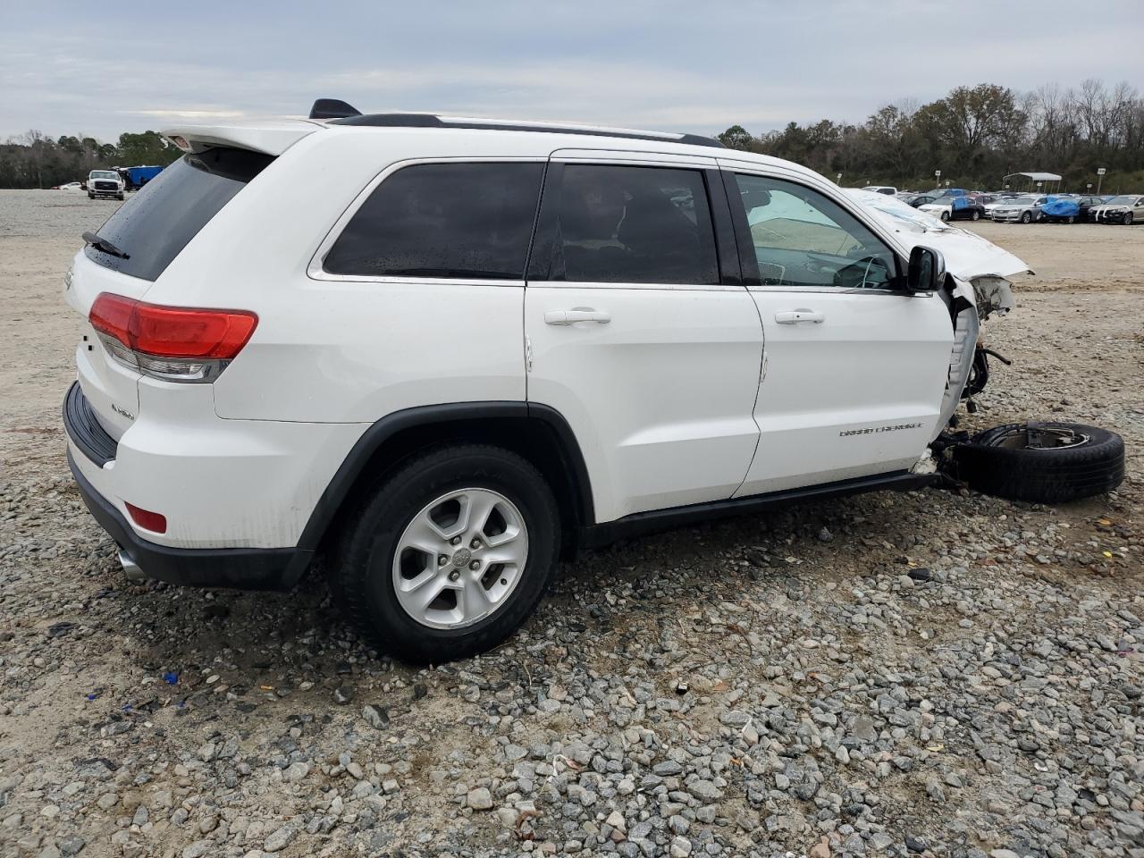 Obraz 3 z 2014 JEEP GRAND CHEROKEE LAREDO 2014 z VIN 1C4RJEAG7EC316885