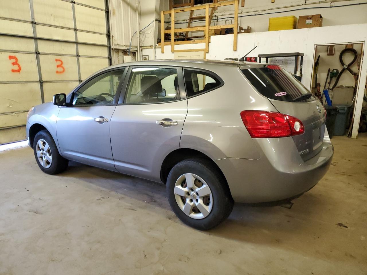 Изображение 2 2010 NISSAN ROGUE S 2010 с VIN JN8AS5MVXAW117444