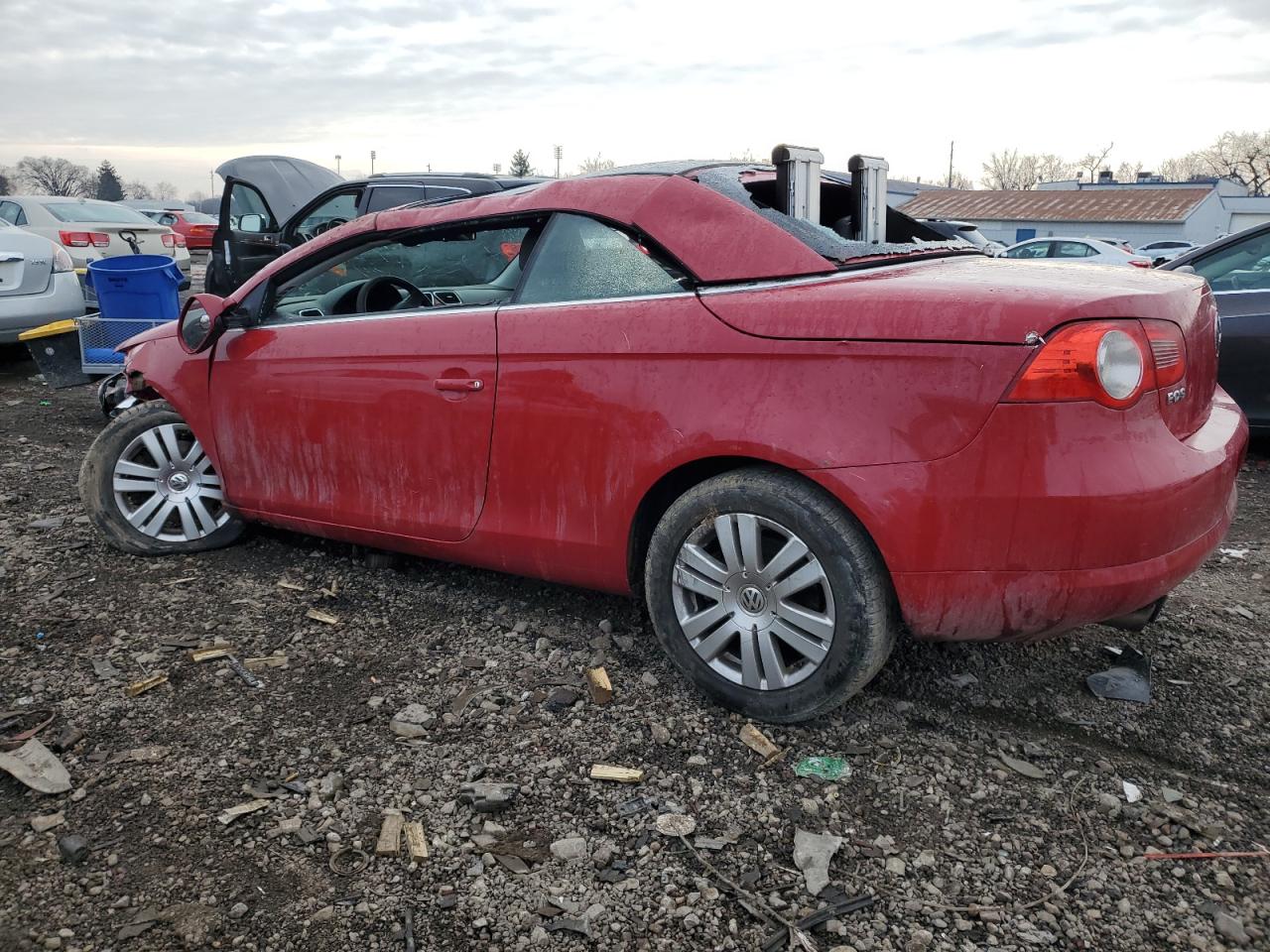 Image 2 of 2007 VOLKSWAGEN EOS BASE 2007 with VIN WVWAA71F97V018023