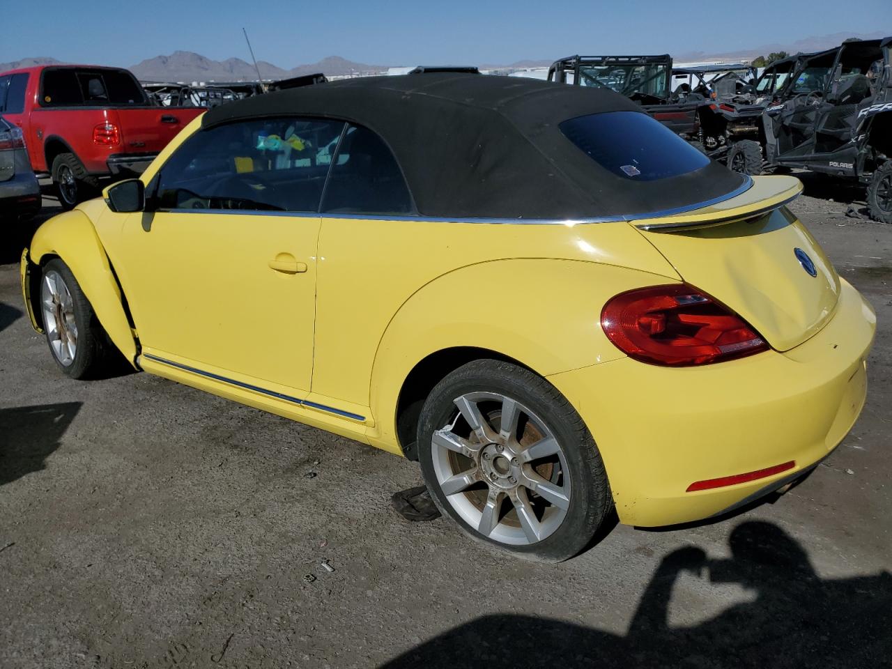 Image 2 of 2013 VOLKSWAGEN BEETLE  2013 with VIN 3VW5P7AT9DM804395