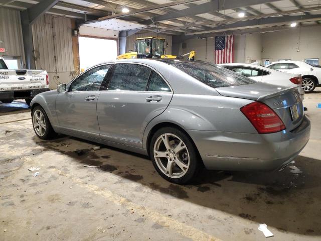 Obraz 2 z 2013 MERCEDES-BENZ S 550 4MATIC 2013 z VIN WDDNG9EB8DA524132
