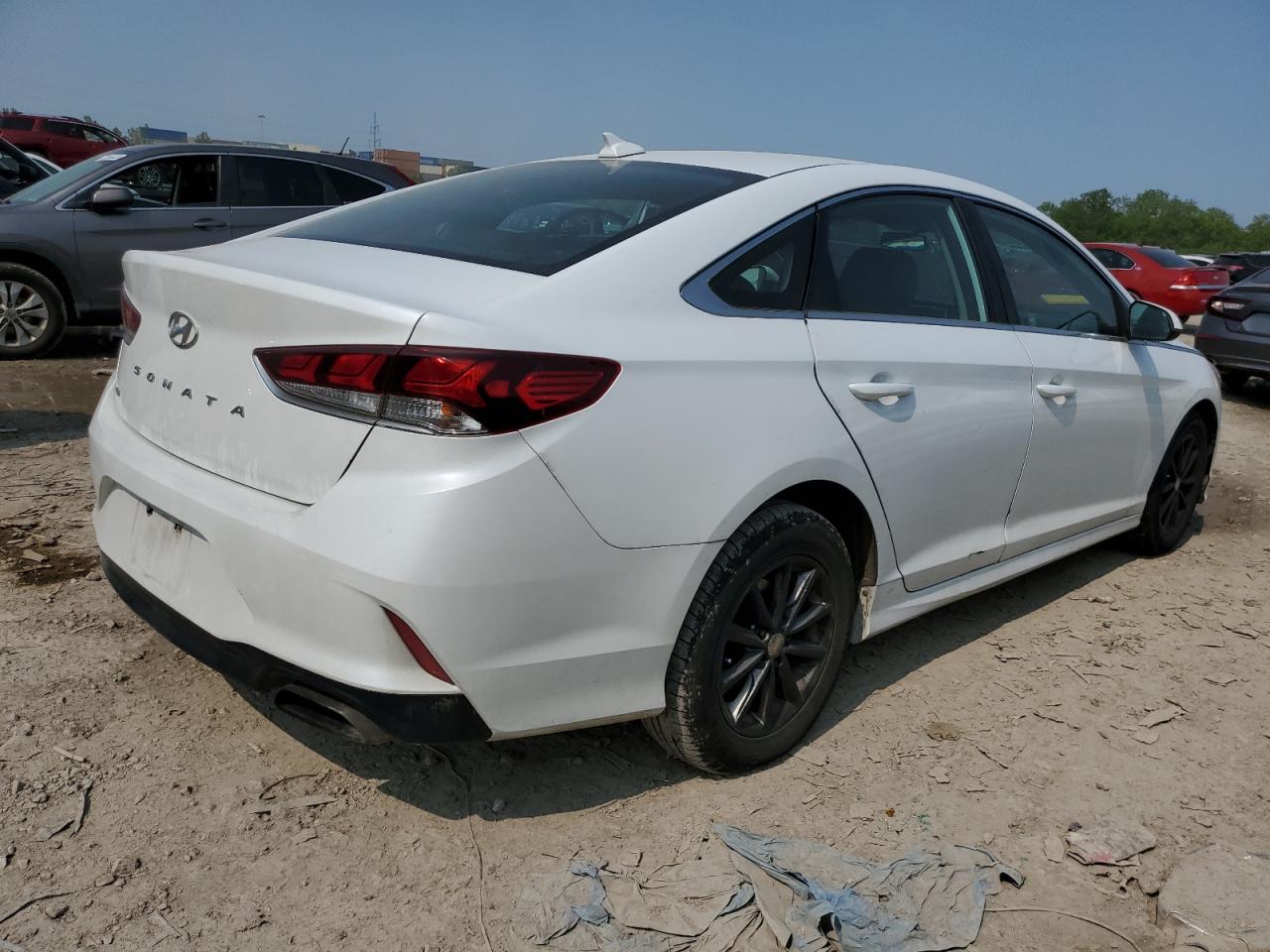 Изображение 3 2018 HYUNDAI SONATA SE 2018 с VIN 5NPE24AF5JH700515