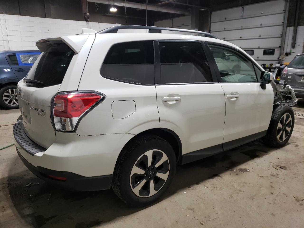 Image 3 of 2017 SUBARU FORESTER 2.5I PREMIUM 2017 with VIN JF2SJAEC4HH804654