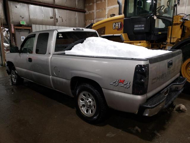 Obraz 2 z 2005 CHEVROLET SILVERADO K1500 2005 z VIN 2GCEK19V851309554