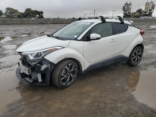 Image 1 of 2019 TOYOTA C-HR XLE 2019 with VIN JTNKHMBX0K1056094
