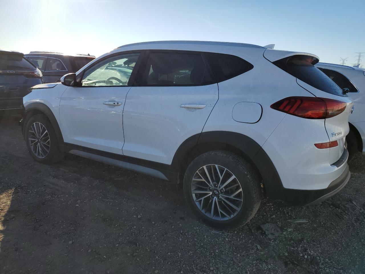 Image 2 of 2020 HYUNDAI TUCSON LIMITED 2020 with VIN KM8J3CAL1LU105449