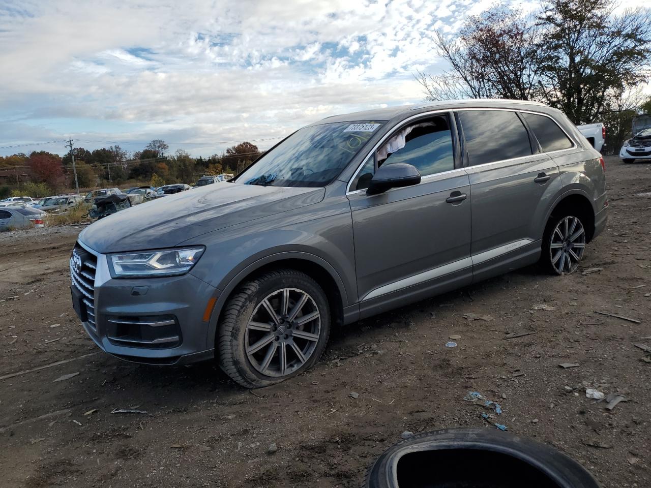 Obraz 1 z 2017 AUDI Q7 PREMIUM 2017 z VIN WA1AHBF72HD056906