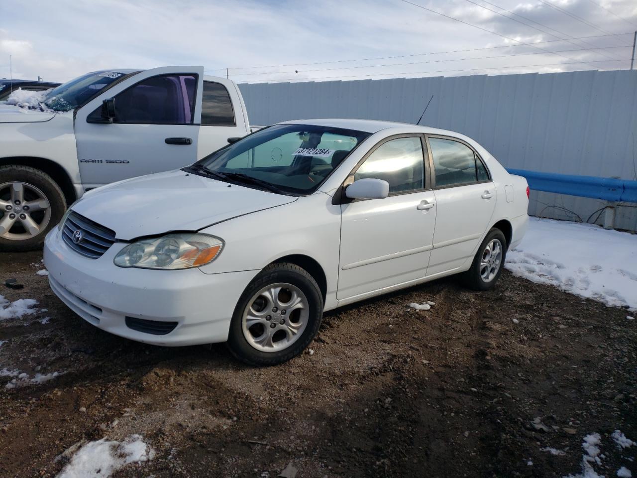 Изображение 1 2004 TOYOTA COROLLA CE 2004 с VIN 1NXBR38E94Z311582