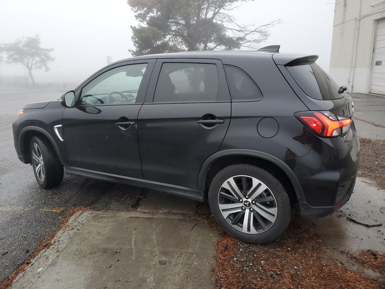 Изображение 2 2022 MITSUBISHI OUTLANDER SPORT SE 2022 с VIN JA4APVAU5NU015375