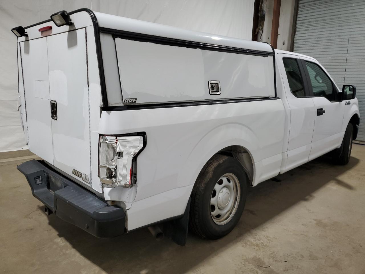 Obraz 3 z 2017 FORD F150 SUPER CAB 2017 z VIN 1FTEX1C80HKD13042