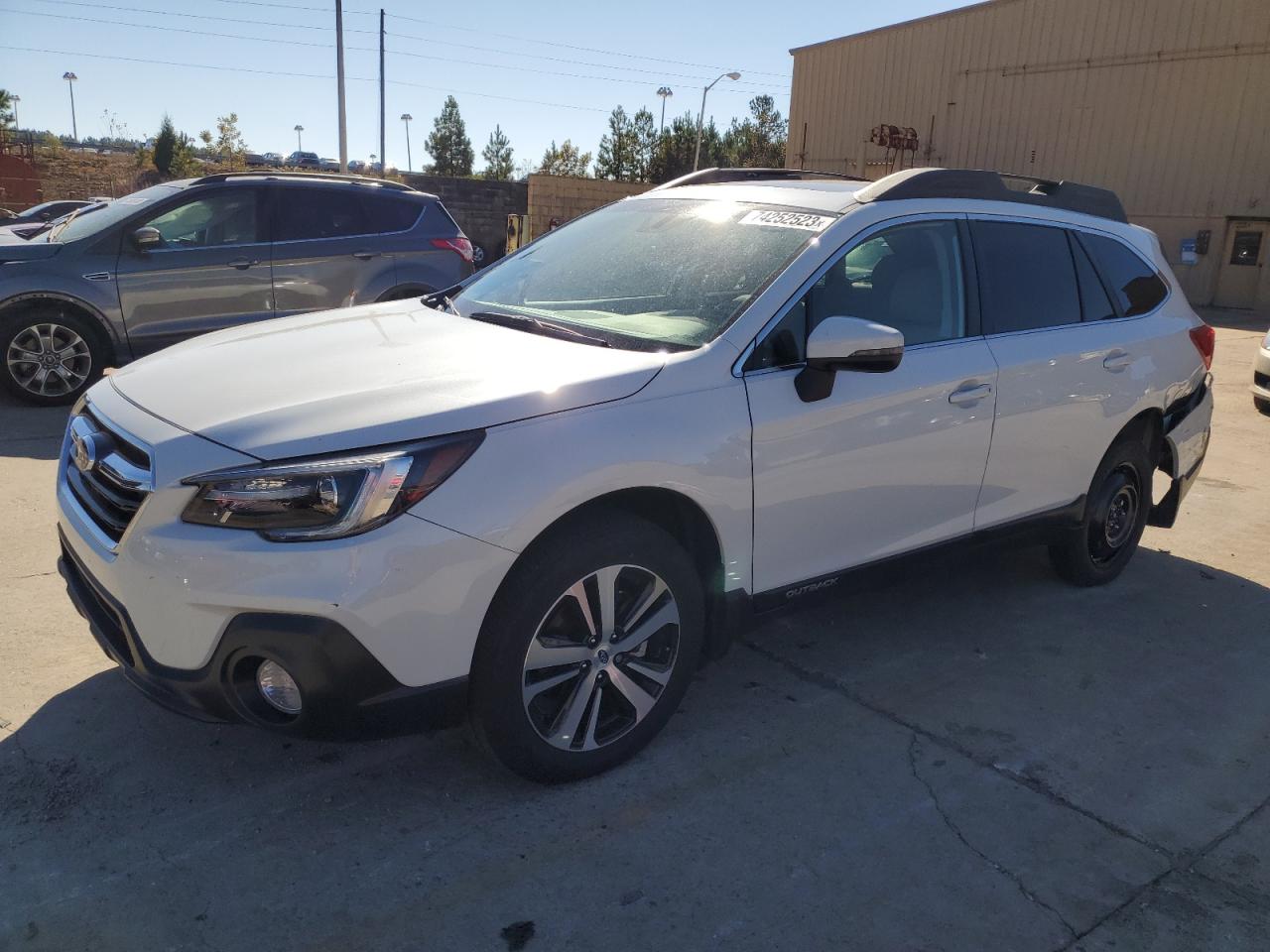 Image 1 of 2019 SUBARU OUTBACK 2.5I LIMITED 2019 with VIN 4S4BSANC6K3319945