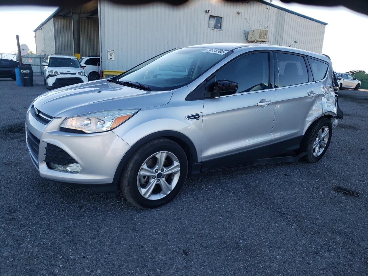 Изображение 2015 FORD ESCAPE SE 2015