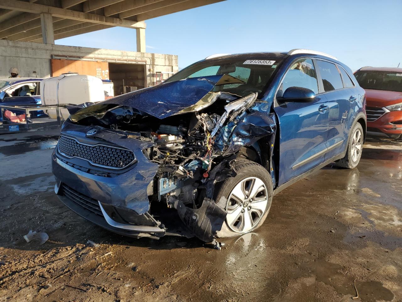 Image 1 of 2018 KIA NIRO FE 2018 with VIN KNDCB3LC4J5205999