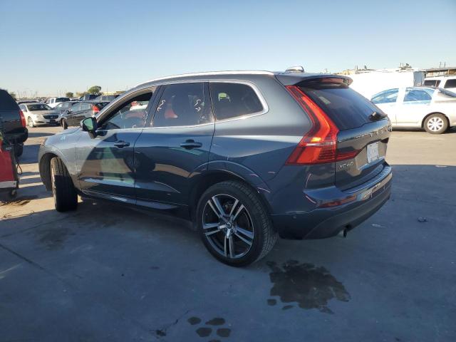 Obraz 2 z 2019 VOLVO XC60 T5 MOMENTUM 2019 z VIN LYV102DK9KB219217