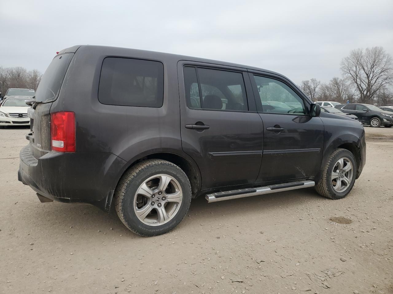Image 3 of 2013 HONDA PILOT EXL 2013 with VIN 5FNYF4H58DB040567