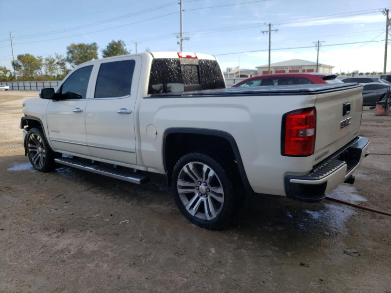 Image 2 of 2015 GMC SIERRA K1500 DENALI 2015 with VIN 3GTU2WEC2FG109596