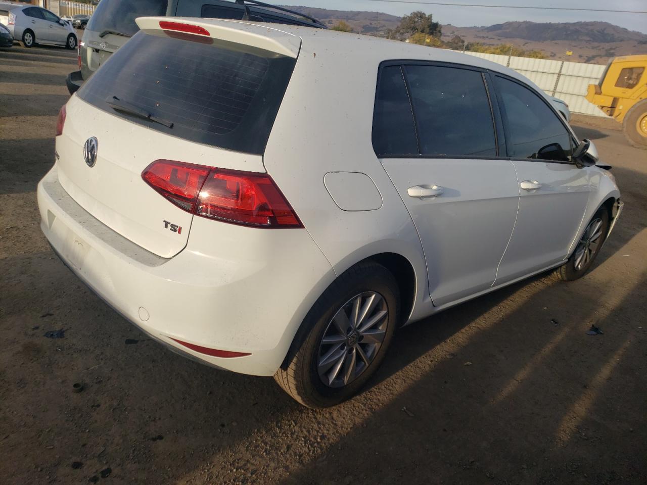 Obraz 3 z 2015 VOLKSWAGEN GOLF  2015 z VIN 3VW117AU2FM029885