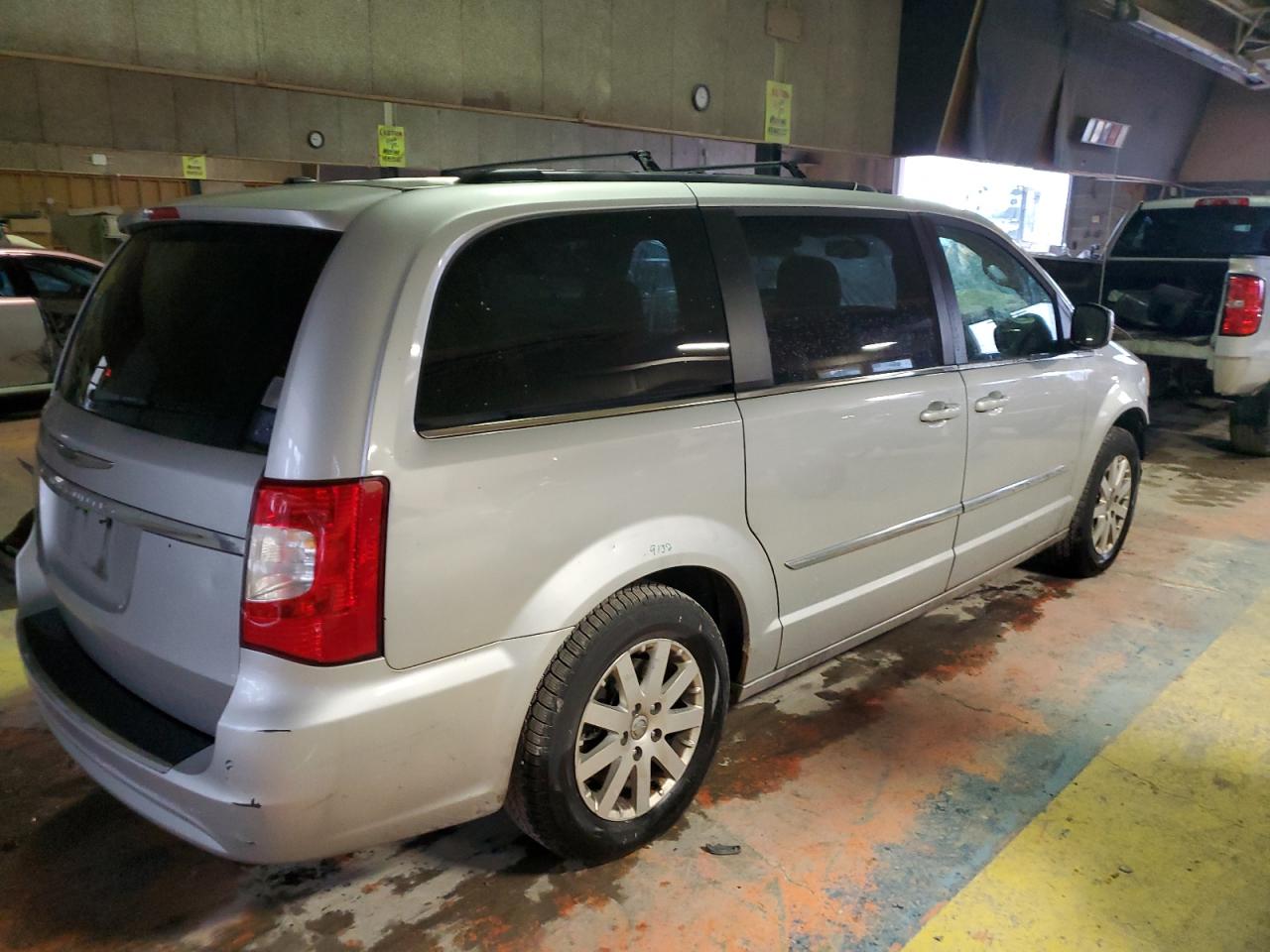 Изображение 3 2012 CHRYSLER TOWN & COUNTRY TOURING 2012 с VIN 2C4RC1BG5CR186160
