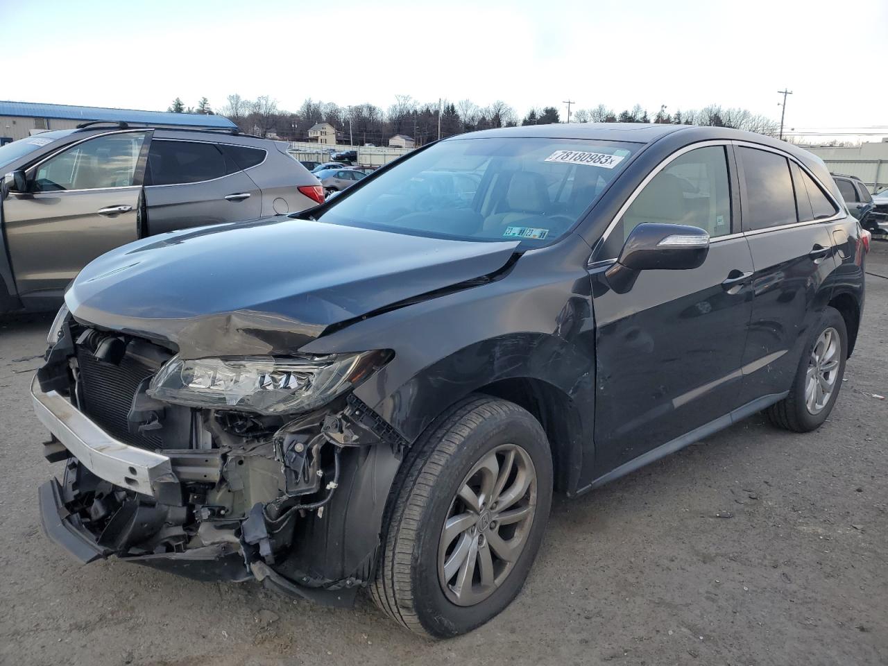 Obraz 1 z 2016 ACURA RDX TECHNOLOGY 2016 z VIN 5J8TB4H58GL014320