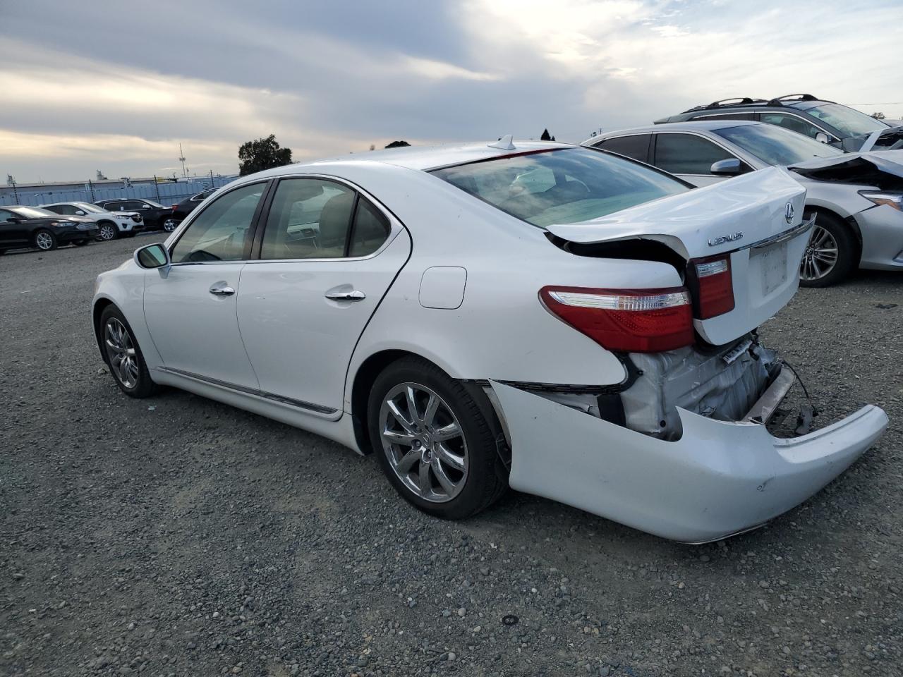 Image 2 of 2008 LEXUS LS 460 2008 with VIN JTHBL46F085076849