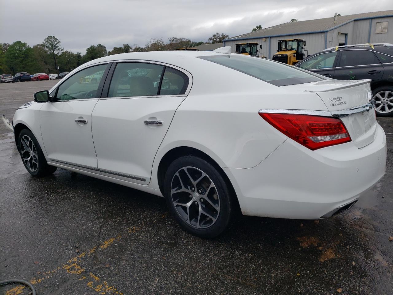 Image 2 of 2016 BUICK LACROSSE SPORT TOURING 2016 with VIN 1G4G45G33GF260170