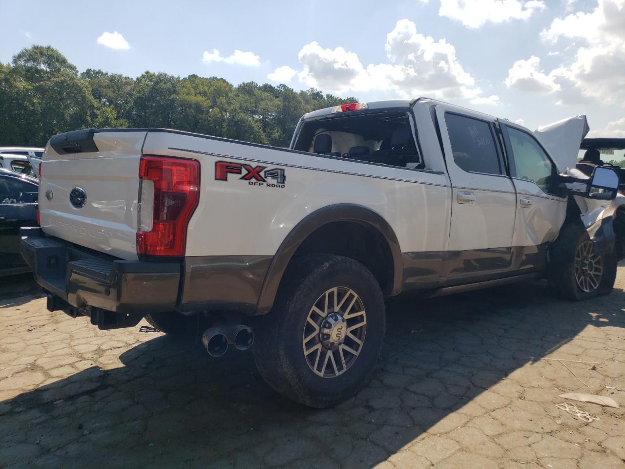 Изображение 3 2017 FORD F250 SUPER DUTY 2017 с VIN 1FT7W2BT7HED64690