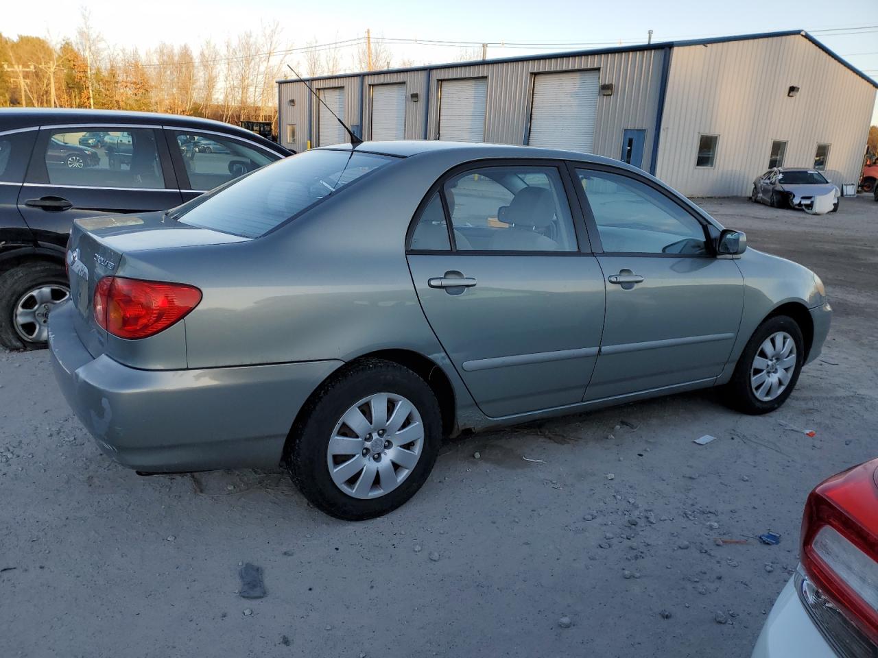 Obraz 3 z 2004 TOYOTA COROLLA CE 2004 z VIN 2T1BR32E74C213712