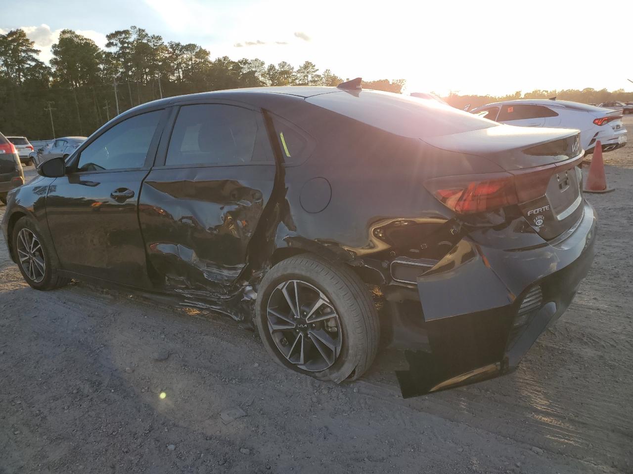 Image 2 of 2023 KIA FORTE LX 2023 with VIN 3KPF24AD0PE513716