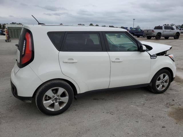 Изображение 3 2017 KIA SOUL  2017 с VIN KNDJN2A23H7447801