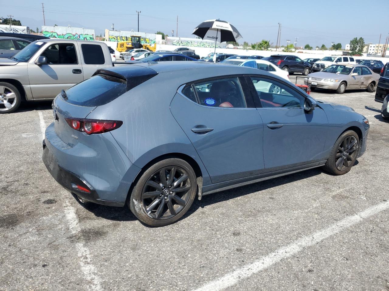 Image 3 of 2021 MAZDA 3 PREMIUM 2021 with VIN JM1BPAML1M1348758
