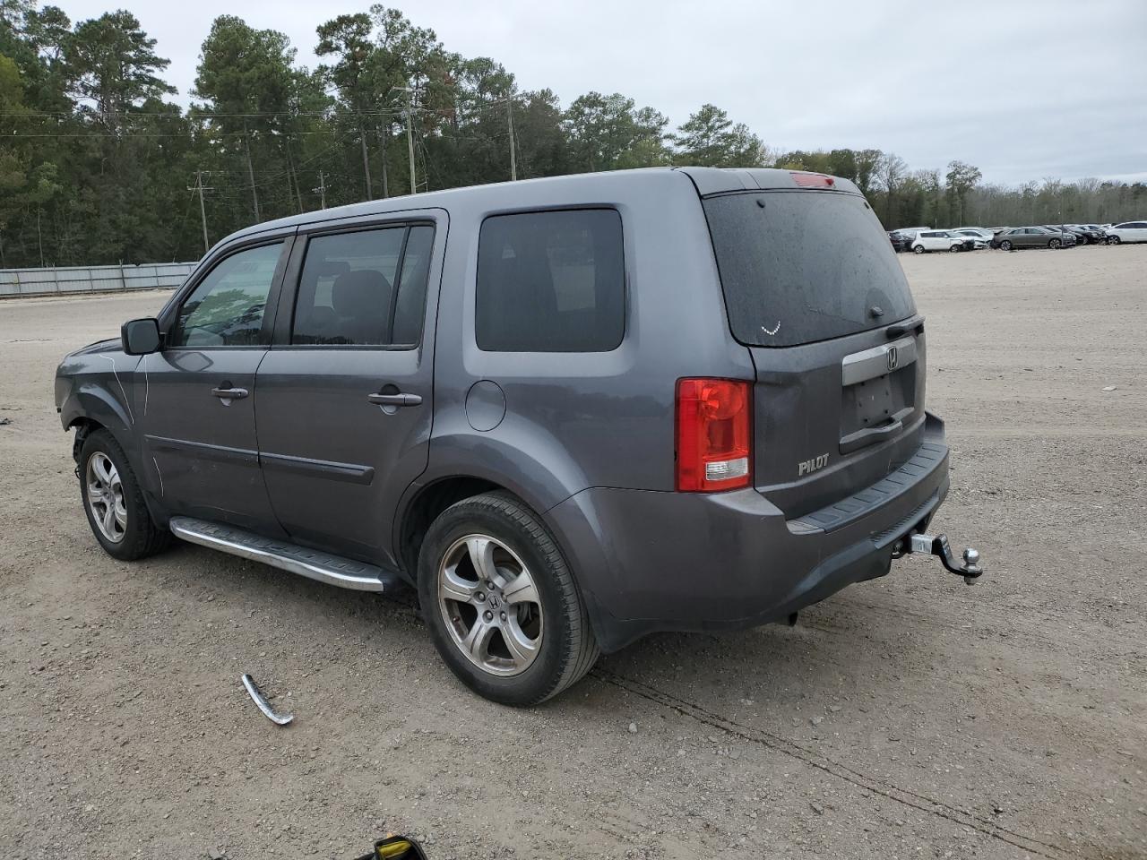 Изображение 2 Honda Pilot Exl 2015 с VIN 5FNYF3H67FB016279