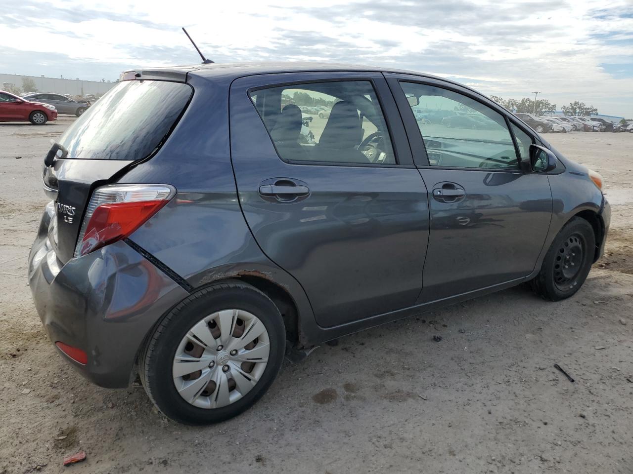 Image 3 of 2013 TOYOTA YARIS  2013 with VIN JTDKTUD37DD547101