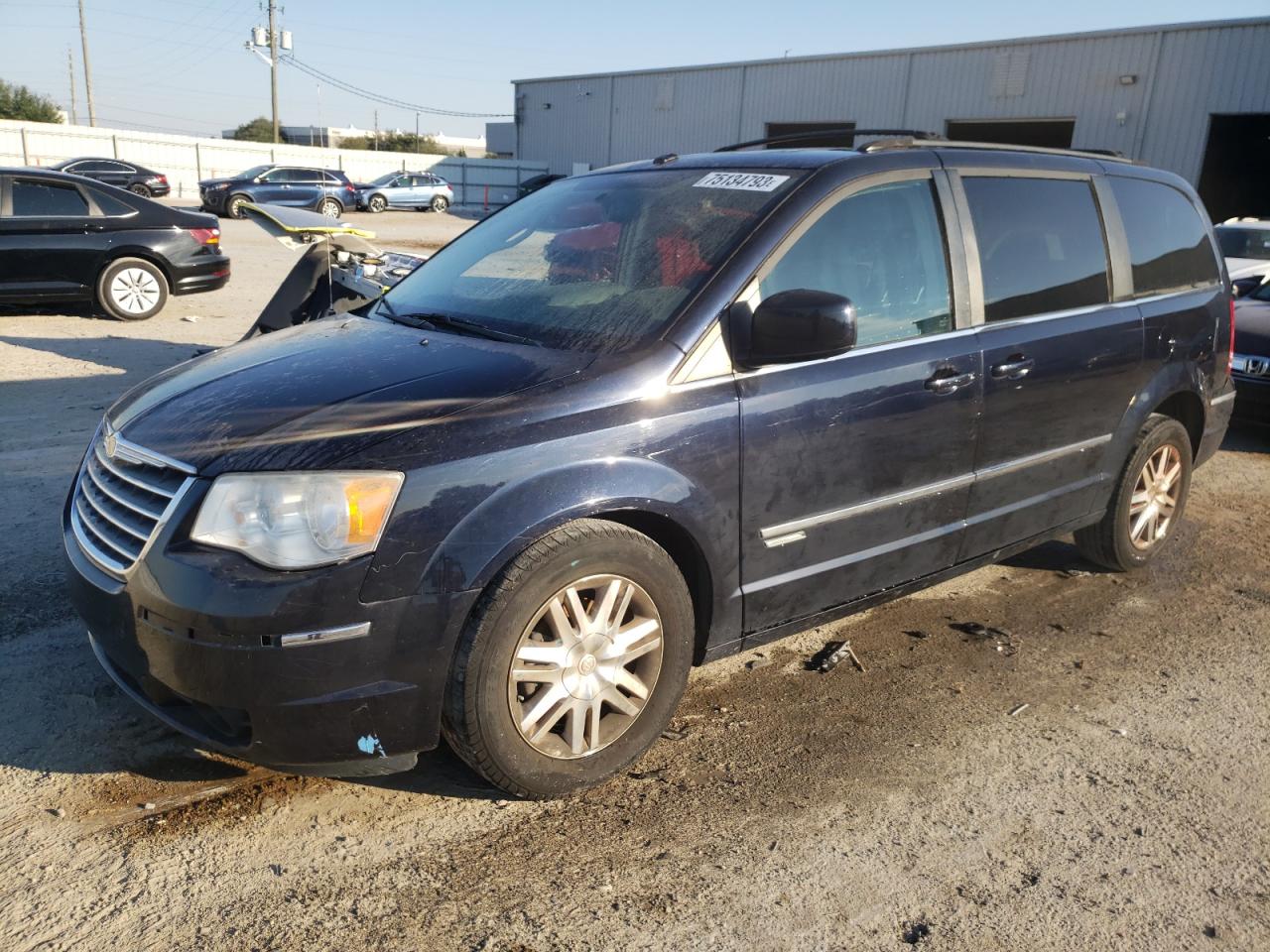 Obraz 1 z 2010 CHRYSLER TOWN & COUNTRY TOURING 2010 z VIN 2A4RR5DX8AR279944