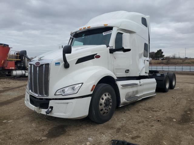 Image 2 of 2022 PETERBILT 579  2022 with VIN 1XPBD49X3ND779249