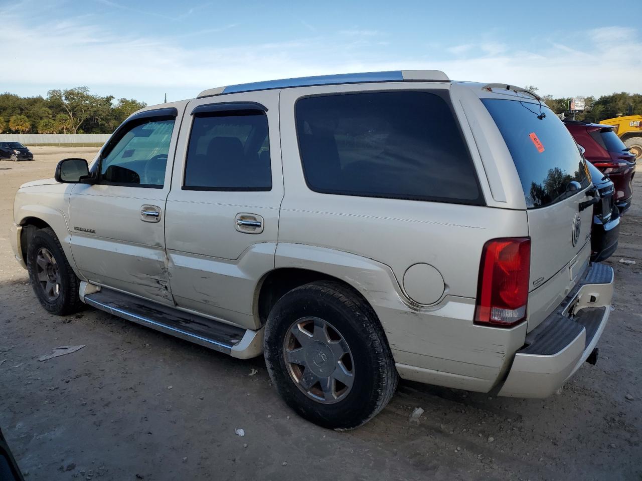 Obraz 2 z 2005 CADILLAC ESCALADE LUXURY 2005 z VIN 1GYEC63N55R224787