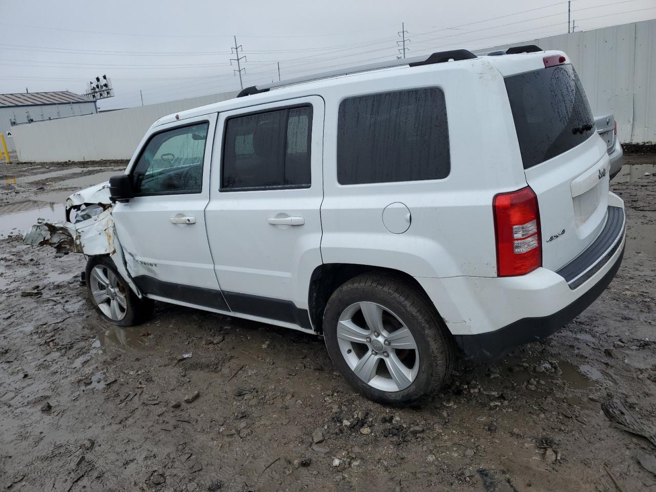 Image 2 of 2014 JEEP PATRIOT LIMITED 2014 with VIN 1C4NJRCB2ED928770