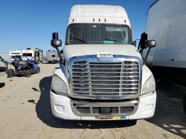 Obraz 2 z 2016 FREIGHTLINER CASCADIA 125  2016 z VIN 3AKGGLD50GSGC5441