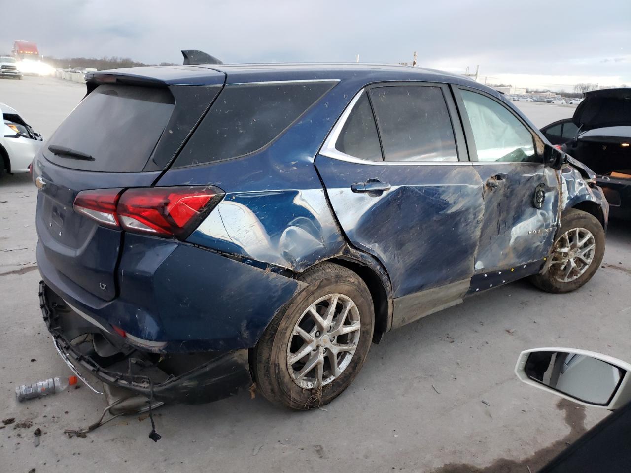 Obraz 3 z 2023 CHEVROLET EQUINOX LT 2023 z VIN 3GNAXKEG8PL194668