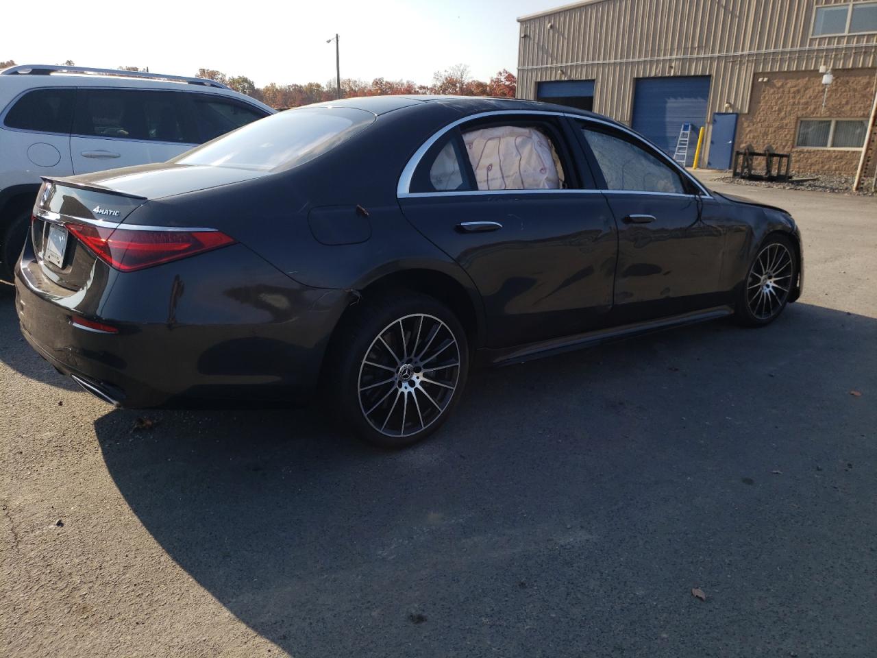 Image 3 of 2022 MERCEDES-BENZ S 500 4MATIC 2022 with VIN W1K6G6DB3NA088084