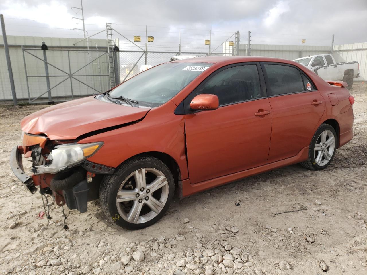 Obraz 2013 TOYOTA COROLLA BASE 2013