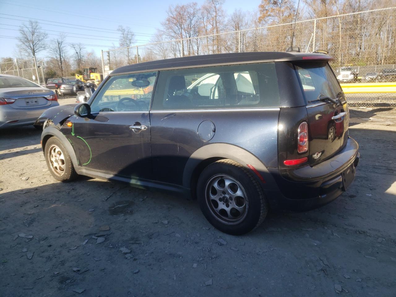 Изображение 2 2012 MINI COOPER CLUBMAN 2012 с VIN WMWZF3C58CT489360