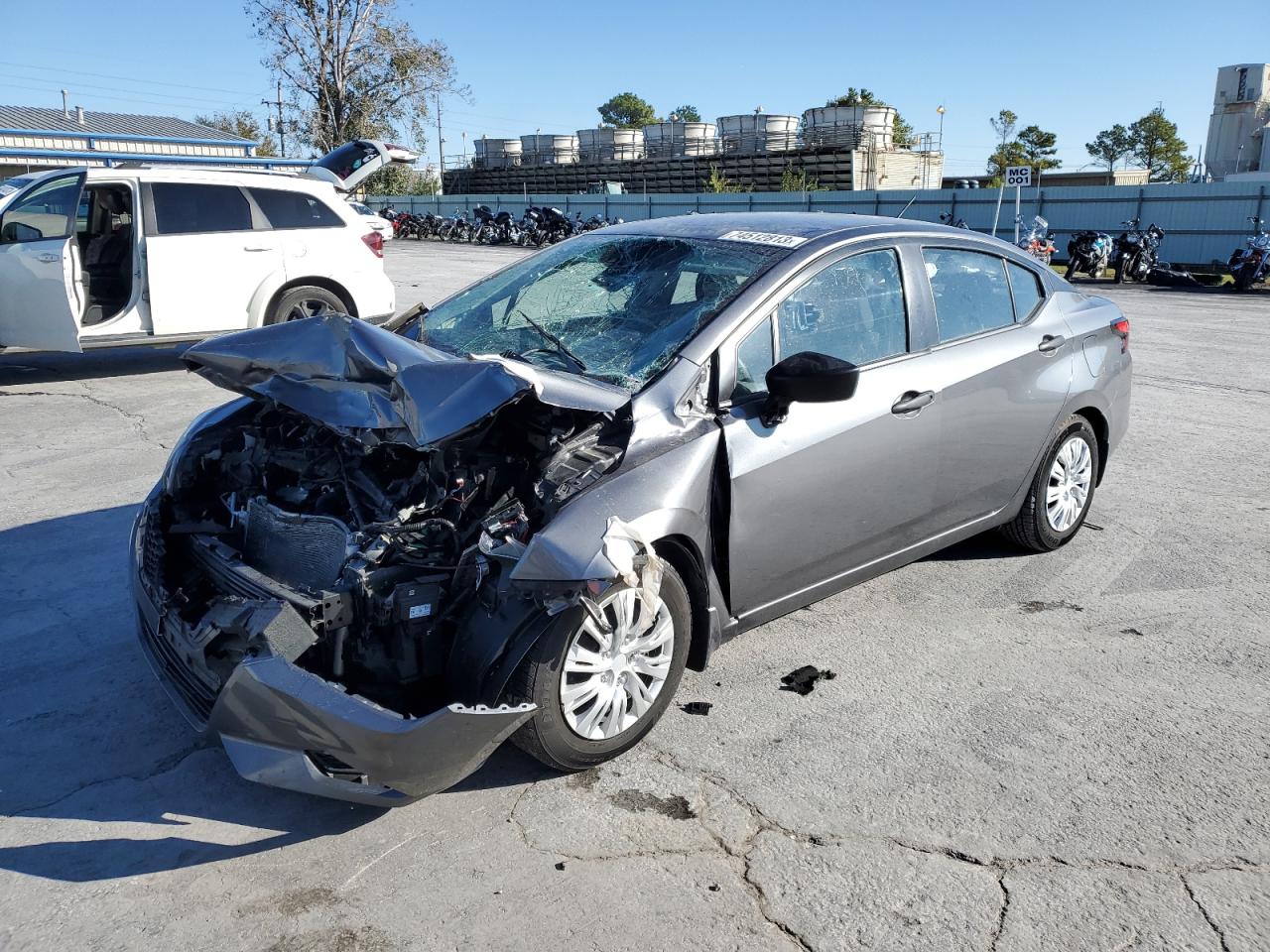 Изображение 2020 NISSAN VERSA S 2020