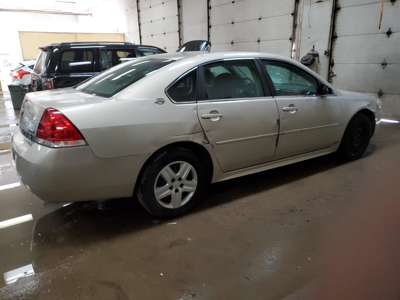 Image 3 of 2009 CHEVROLET IMPALA LS 2009 with VIN 2G1WB57K191258921