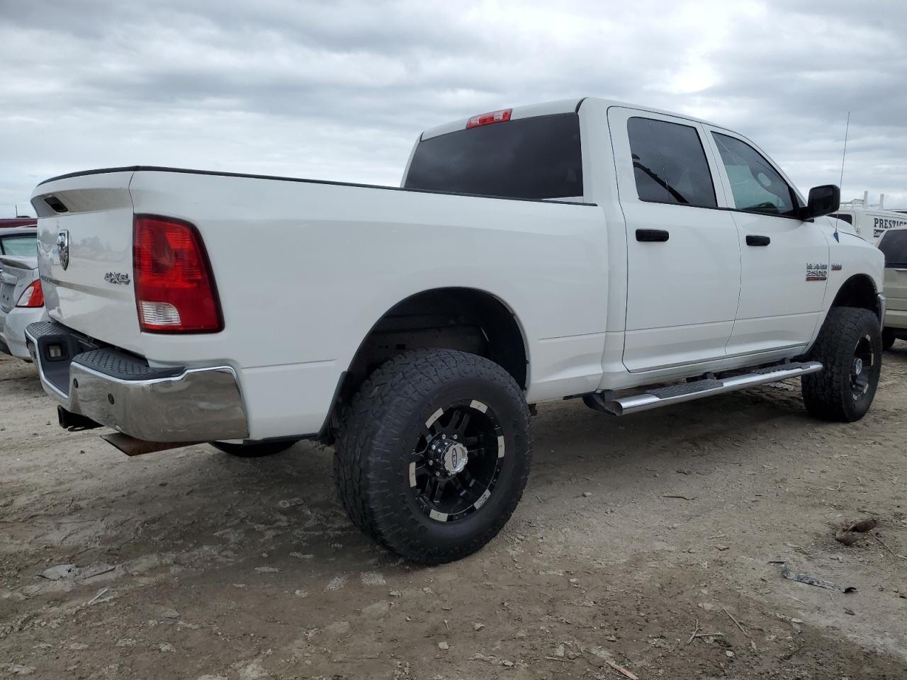 Obraz 3 z 2014 RAM 2500 ST 2014 z VIN 3C6UR5CJXEG137448