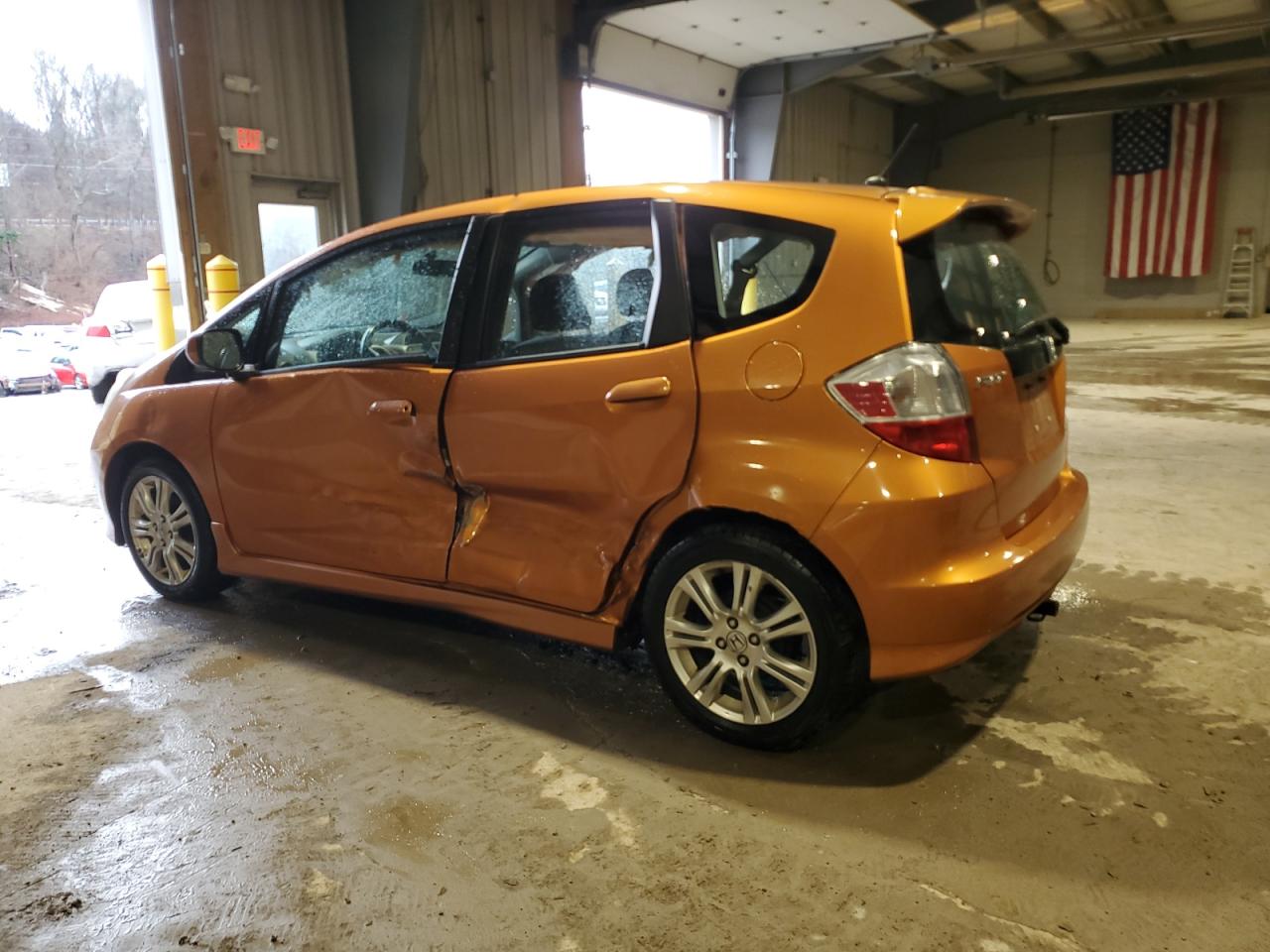 Obraz 2 z 2010 HONDA FIT SPORT 2010 z VIN JHMGE8G43AS014812